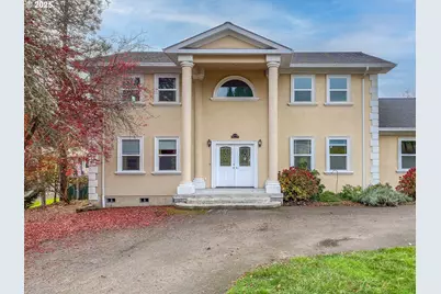 3133 NE Douglas Ave, Roseburg, OR 97470 - Photo 3