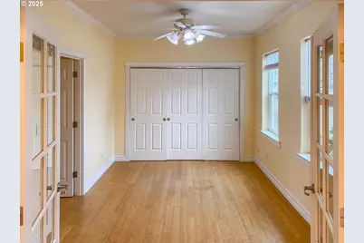 3133 NE Douglas Ave, Roseburg, OR 97470 - Photo 5