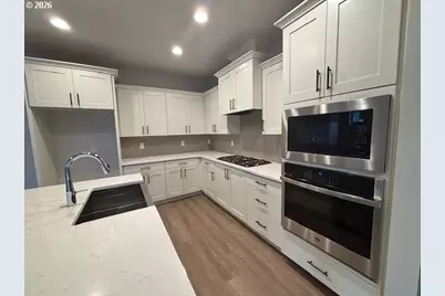 1585 N Young St, Lafayette, OR 97127 - Photo 3