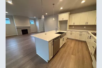 1585 N Young St, Lafayette, OR 97127 - Photo 5