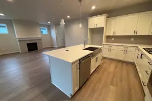 1585 N Young St, Lafayette, OR 97127 - Photo 5