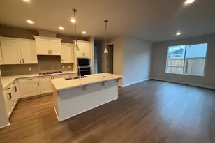 1585 N Young St, Lafayette, OR 97127 - Photo 9