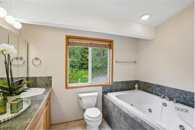 11150 SE Valley View Ter, Happy Valley, OR 97086 - Photo 15