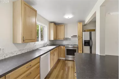 116 Elm Ave, Wood Village, OR 97060 - Photo 11