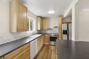 116 Elm Ave, Wood Village, OR 97060 - Photo 11