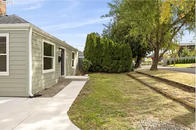 116 Elm Ave, Wood Village, OR 97060 - Photo 25