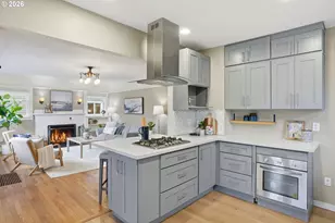 9752 N Ivanhoe St, Portland, OR 97203 - Photo 3