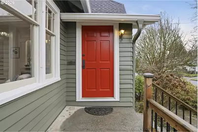 9752 N Ivanhoe St, Portland, OR 97203 - Photo 25