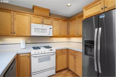 4884 NW Promenade Ter #310, Portland, OR 97229 - Photo 7