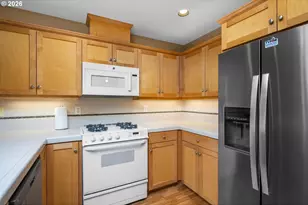 4884 NW Promenade Terrace, Portland, OR 97229 - Photo 7