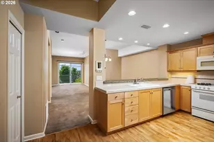 4884 NW Promenade Terrace, Portland, OR 97229 - Photo 5