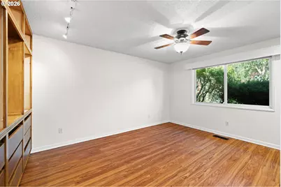 1811 NE 149th Ave, Portland, OR 97230 - Photo 15