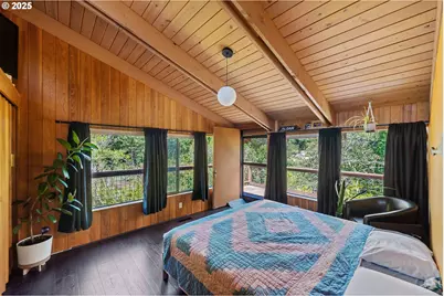 705 Ohio Ave NE, Bandon, OR 97411 - Photo 11