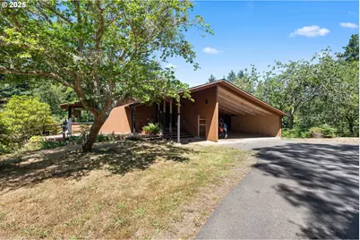 705 Ohio Ave NE, Bandon, OR 97411 - Photo 33