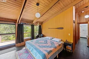 705 Ohio Ave NE, Bandon, OR 97411 - Photo 13