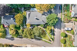 660 SW Evans St, Portland, OR 97219 - Photo 47