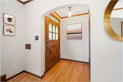 660 SW Evans St, Portland, OR 97219 - Photo 11