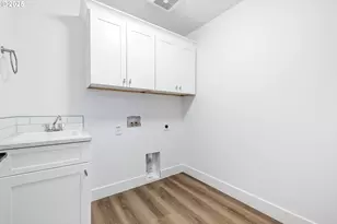 307 Sage St, Boardman, OR 97818 - Photo 3