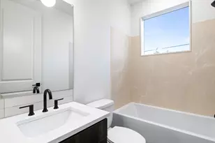 7190 NE Glisan St, Portland, OR 97213 - Photo 13