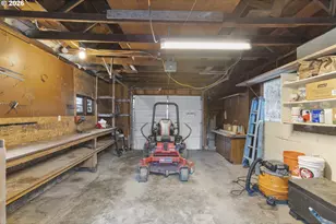 925 New Haven Dr NE, Salem, OR 97317 - Photo 29