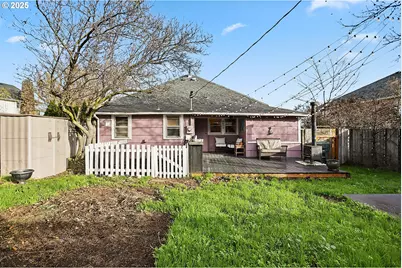 108 E 13th St, The Dalles, OR 97058 - Photo 39