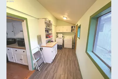 220 August St, Heppner, OR 97836 - Photo 7