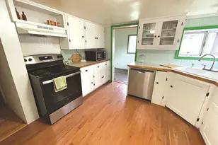 220 August St, Heppner, OR 97836 - Photo 3