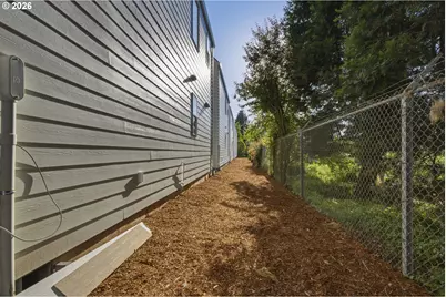 7041 SE 60th Ave, Portland, OR 97206 - Photo 13