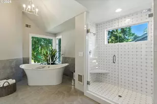 16755 Graef Cir, Lake Oswego, OR 97035 - Photo 23