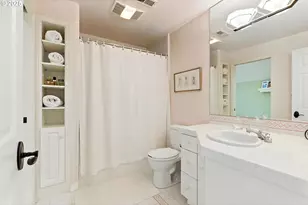 16755 Graef Cir, Lake Oswego, OR 97035 - Photo 33