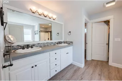 22497 SW 107th Ave, Tualatin, OR 97062 - Photo 23