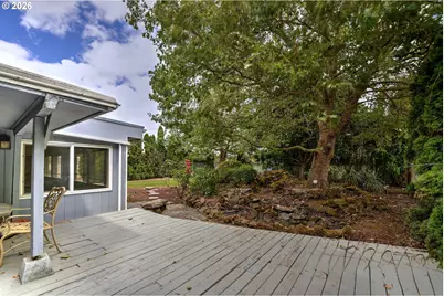 1217 Willagillespie Rd, Eugene, OR 97401 - Photo 9