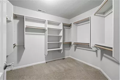 13166 SE Ridgecrest Rd, Happy Valley, OR 97086 - Photo 17