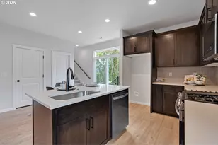 191 SE Acacia Dr, Gresham, OR 97080 - Photo 17