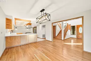 27725 Royal, Eugene, OR 97402 - Photo 11