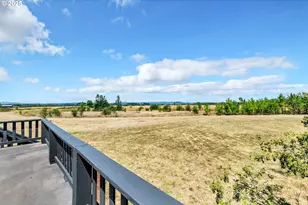 27725 Royal, Eugene, OR 97402 - Photo 27