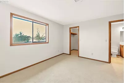 27725 Royal, Eugene, OR 97402 - Photo 25