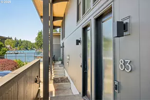 668 McVey Ave, Lake Oswego, OR 97034 - Photo 1