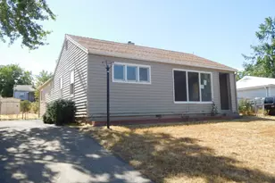 3108 SW Jay Ave, Pendleton, OR 97801 - Photo 1
