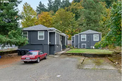 114 S John Adams St, Oregon City, OR 97045 - Photo 1