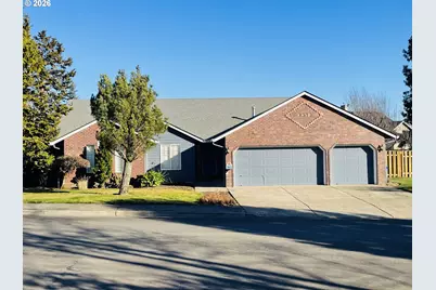1843 NW 29th Cir, Camas, WA 98607 - Photo 1