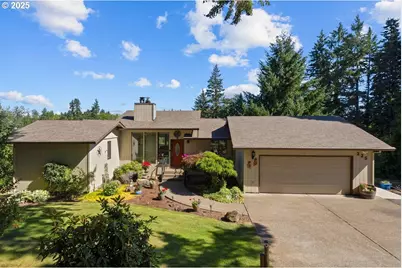 225 NE Atlantic St, McMinnville, OR 97128 - Photo 1