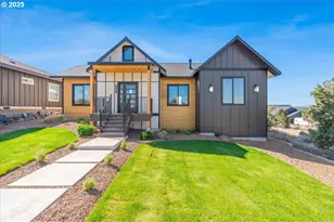 1081 SE Balsamroot Ln, Madras, OR 97741 - Photo 1