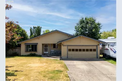 2538 NE Chalmers Way, McMinnville, OR 97128 - Photo 1