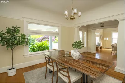 515 NE Floral Pl, Portland, OR 97232 - Photo 11