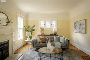 515 NE Floral Pl, Portland, OR 97232 - Photo 7