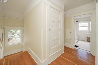 515 NE Floral Pl, Portland, OR 97232 - Photo 21