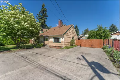 5276 NE 73rd Ave, Portland, OR 97218 - Photo 1