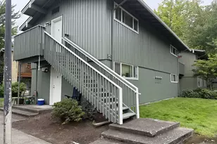2064 W 17th Ave, Eugene, OR 97402 - Photo 1