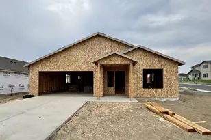 516 Arthur St, Umatilla, OR 97882 - Photo 1